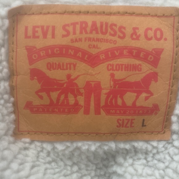 Levi’s Sherpa Jacket - Picture 4 of 5